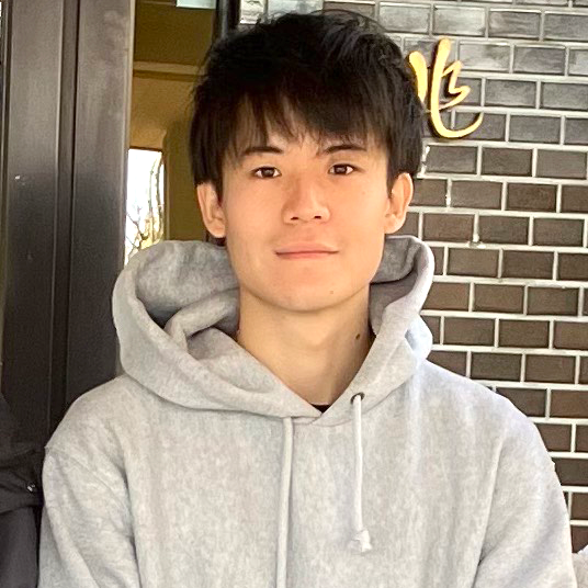 スタッフ紹介