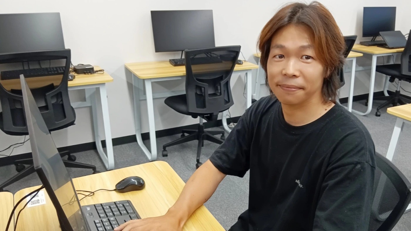 職員：山本　翔さん