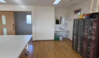 2F トイレ出入口＆洗面所