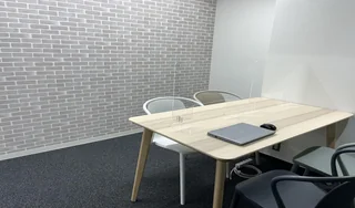 atGPジョブトレIT・Web心斎橋_事業所2