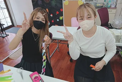 職員②