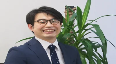 スタッフ写真２