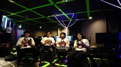 写真素材　職員4人 (1).jpg