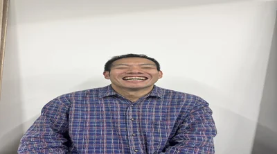 知久育弘