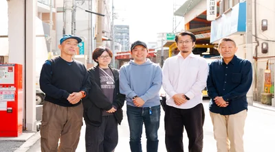 ワークス　スタッフ集合写真