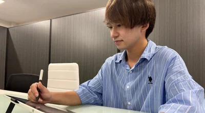 南森町オフィス_スタッフ写真_田中涼太さん