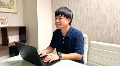 草壁さん_職員